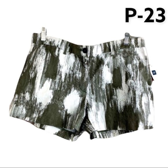 Women’s Sz 10 Gap 3 1/2” Inseam Shorts NWT - Picture 1 of 6